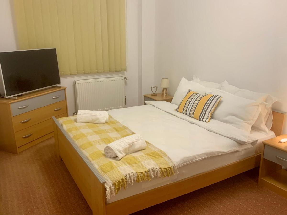 Jad - Family - Apartments - Zorilor Brassó Kültér fotó